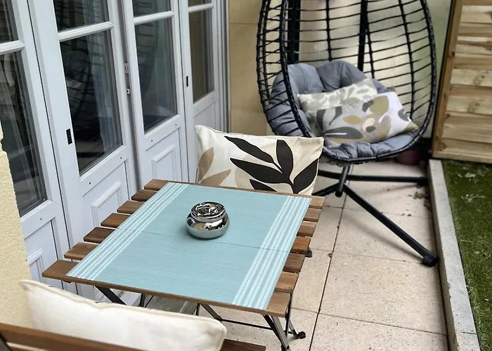 With Garden - & Paris Apartmán